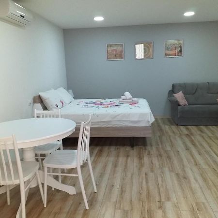 Boutique Apartment 17 Tiflis Exterior foto