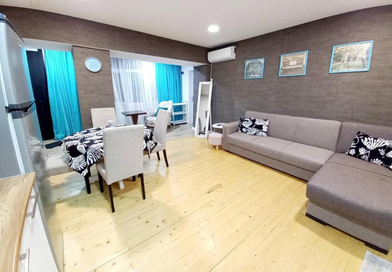 Boutique Apartment 17 Tiflis Exterior foto
