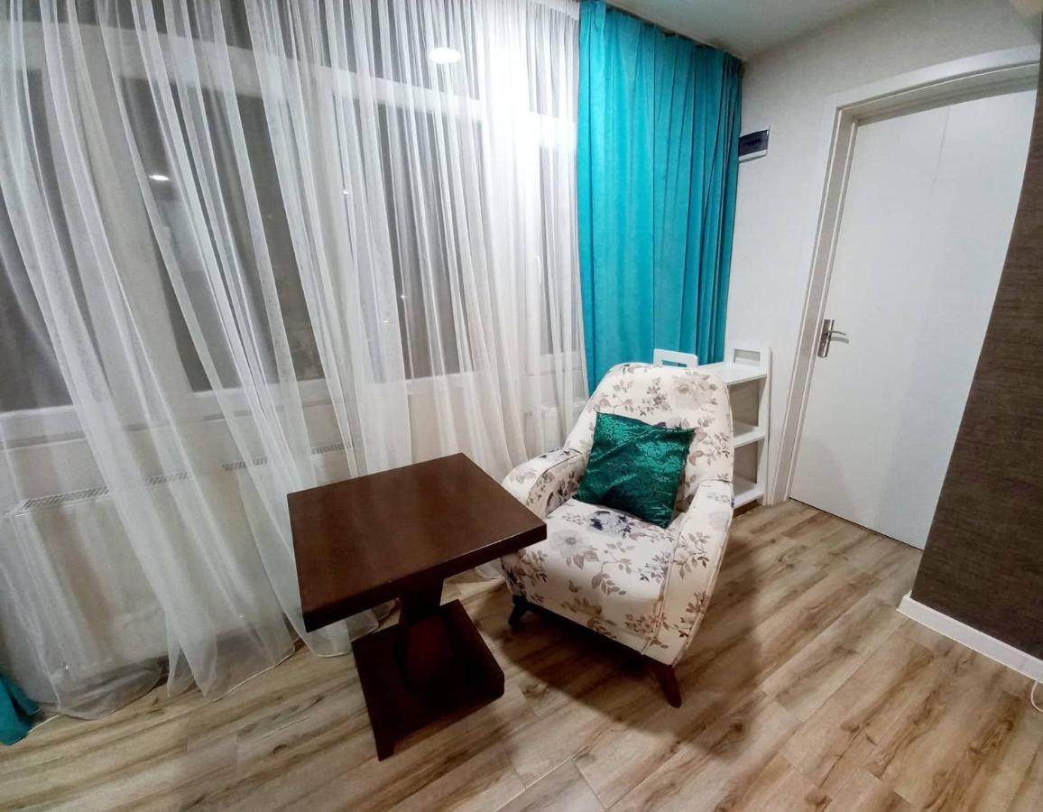 Boutique Apartment 17 Tiflis Exterior foto