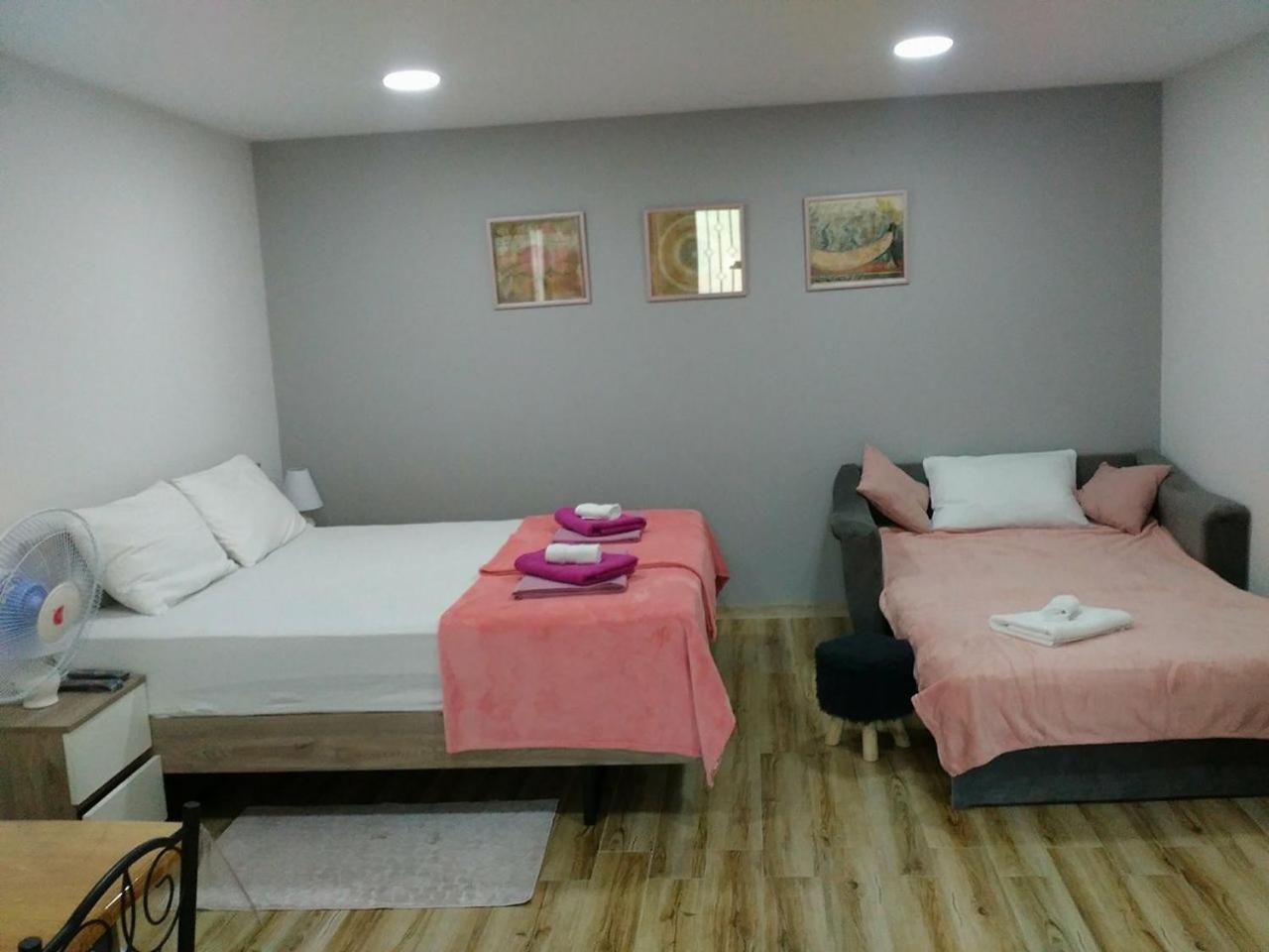 Boutique Apartment 17 Tiflis Exterior foto